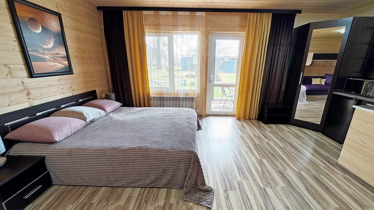 Общий вид домика