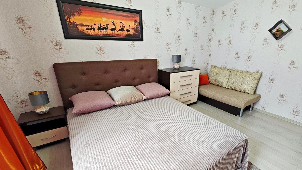 Все диван-кровати в спальнях длиной 185 см.